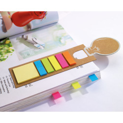 Bookmark with sticky memo pad