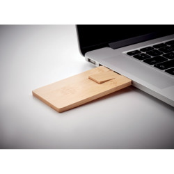 16 GB USB: bambusowa obudowa