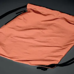 Brightning drawstring bag
