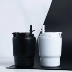 Termokubek Victoria ze stali nierdzewnej