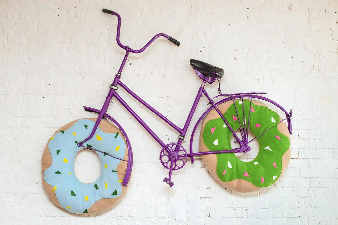 Kiedy warto zainwestować w gadżet reklamowy w formie pluszowej maskotki?